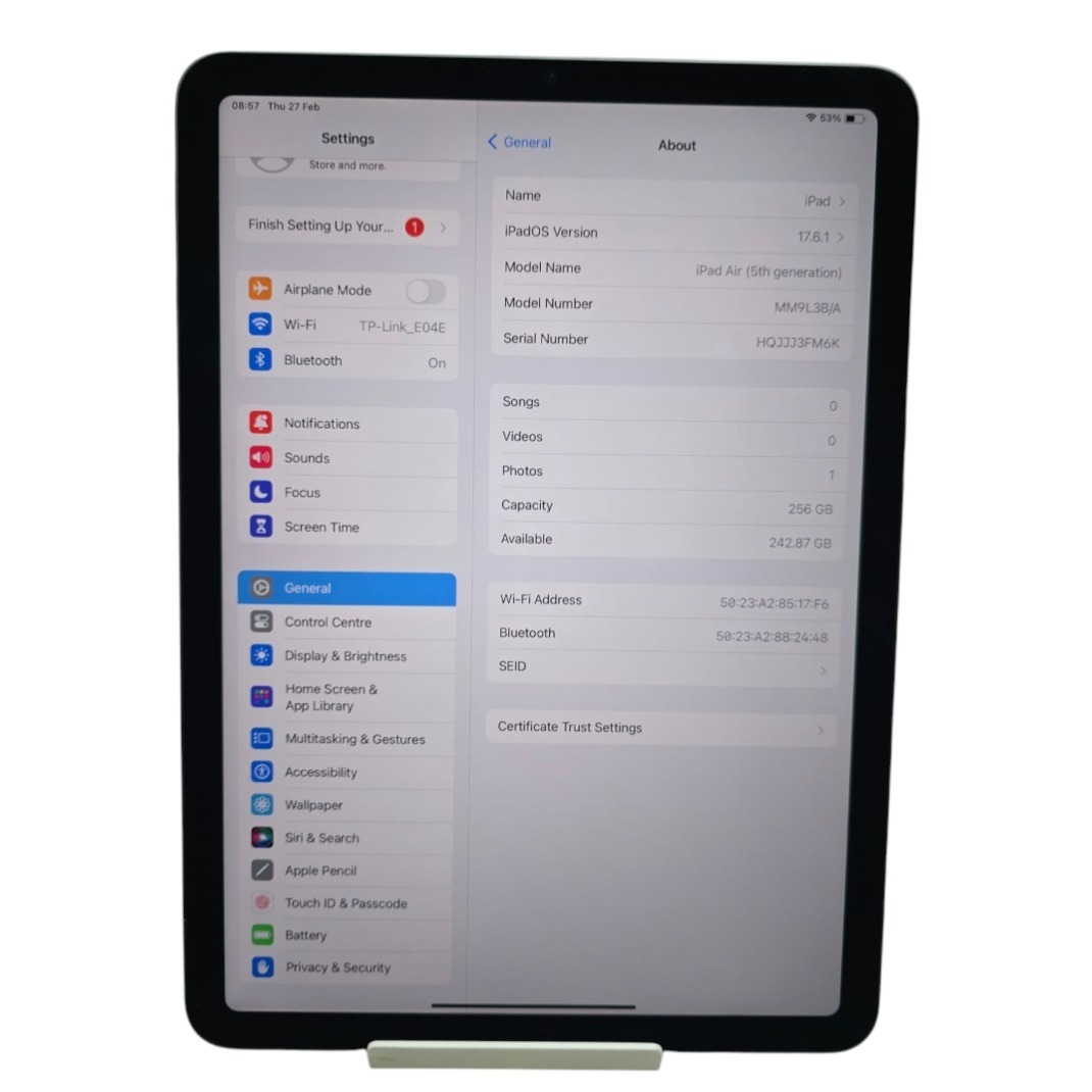 Apple iPad Air 5 (2022) 10.9-inch 64GB Wifi + Cellular 5G - Space Grey (Good Pre-Owned)